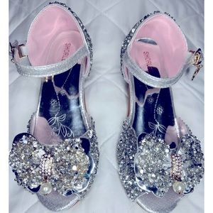 Kids silver dress Shoes